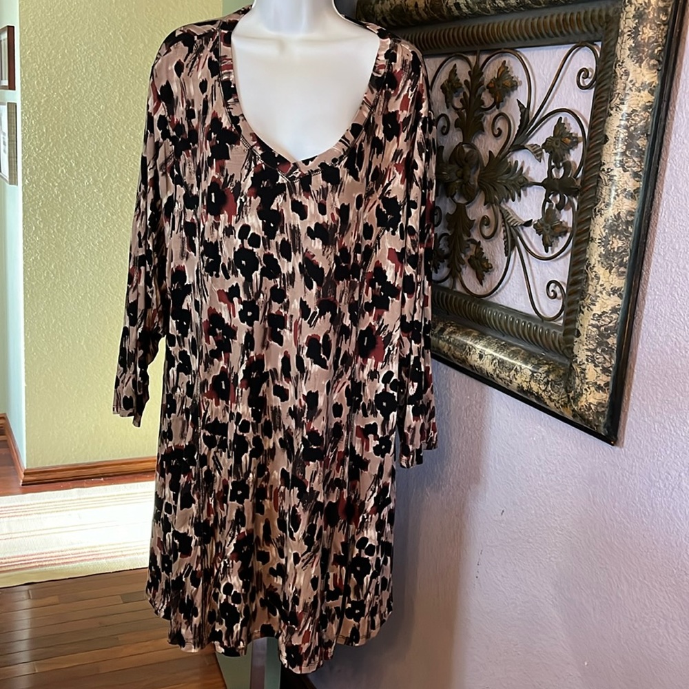 NWT AVENUE  Animal Print Dress -long sleeve knit fit & flare 4X